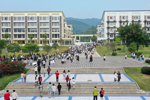 重慶2025年初中生可以去的鐵路學(xué)校