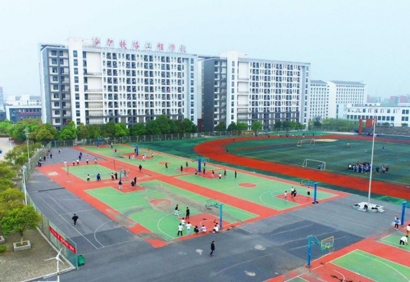 安徽2025年300分能上鐵路學校嗎