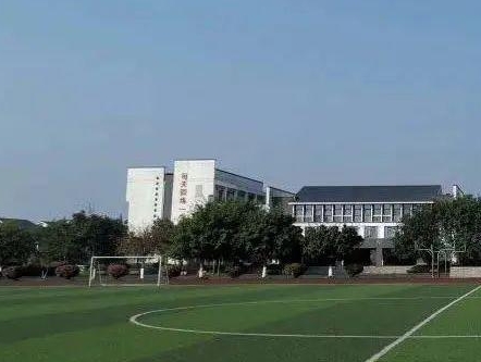 石室白馬中學(xué)地址，乘車路線